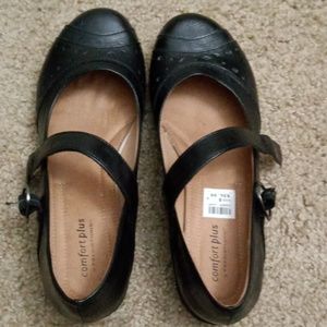Comfort plus black footwear